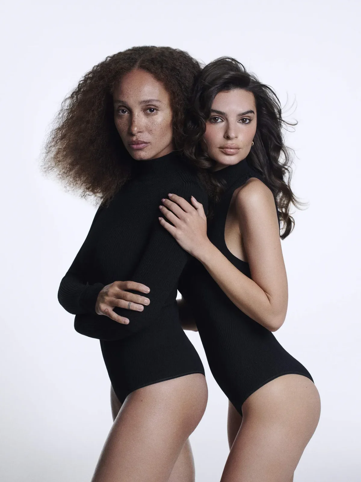 Porter Magazine 07/2025: Adwoa Aboah và Emily Ratajkowski chụp bởi Felix Cooper