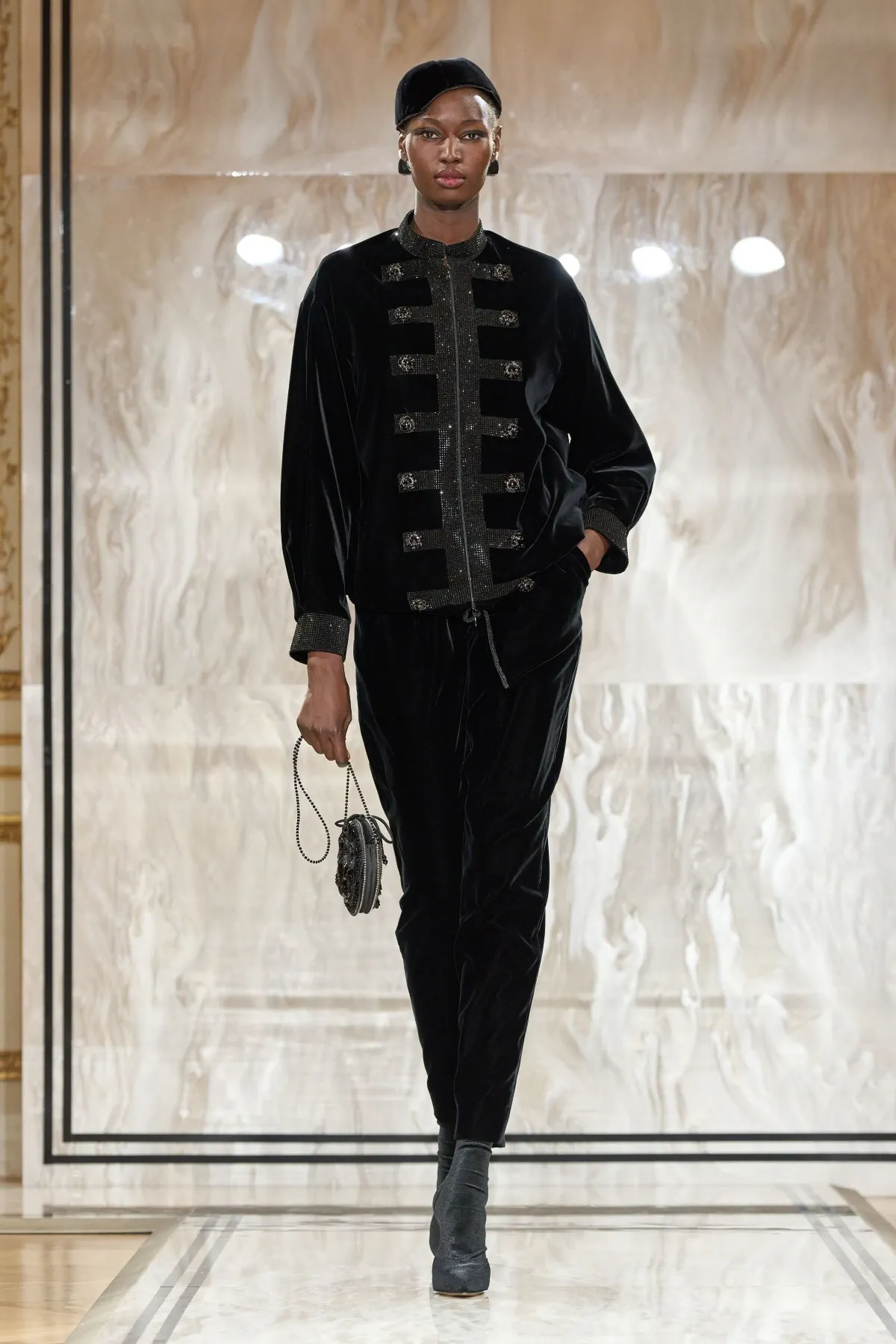 Armani Privé Haute Couture Thu/Đông 2025