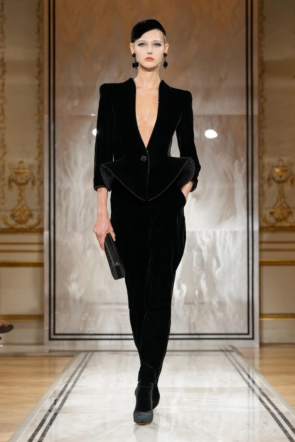 Armani Privé Haute Couture Thu/Đông 2025