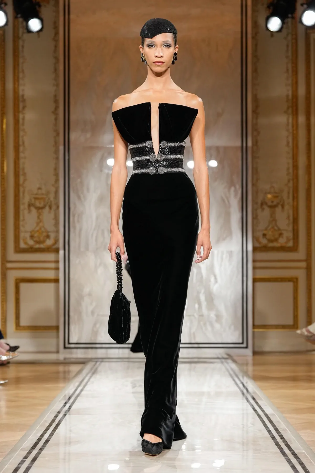 Armani Privé Haute Couture Thu/Đông 2025