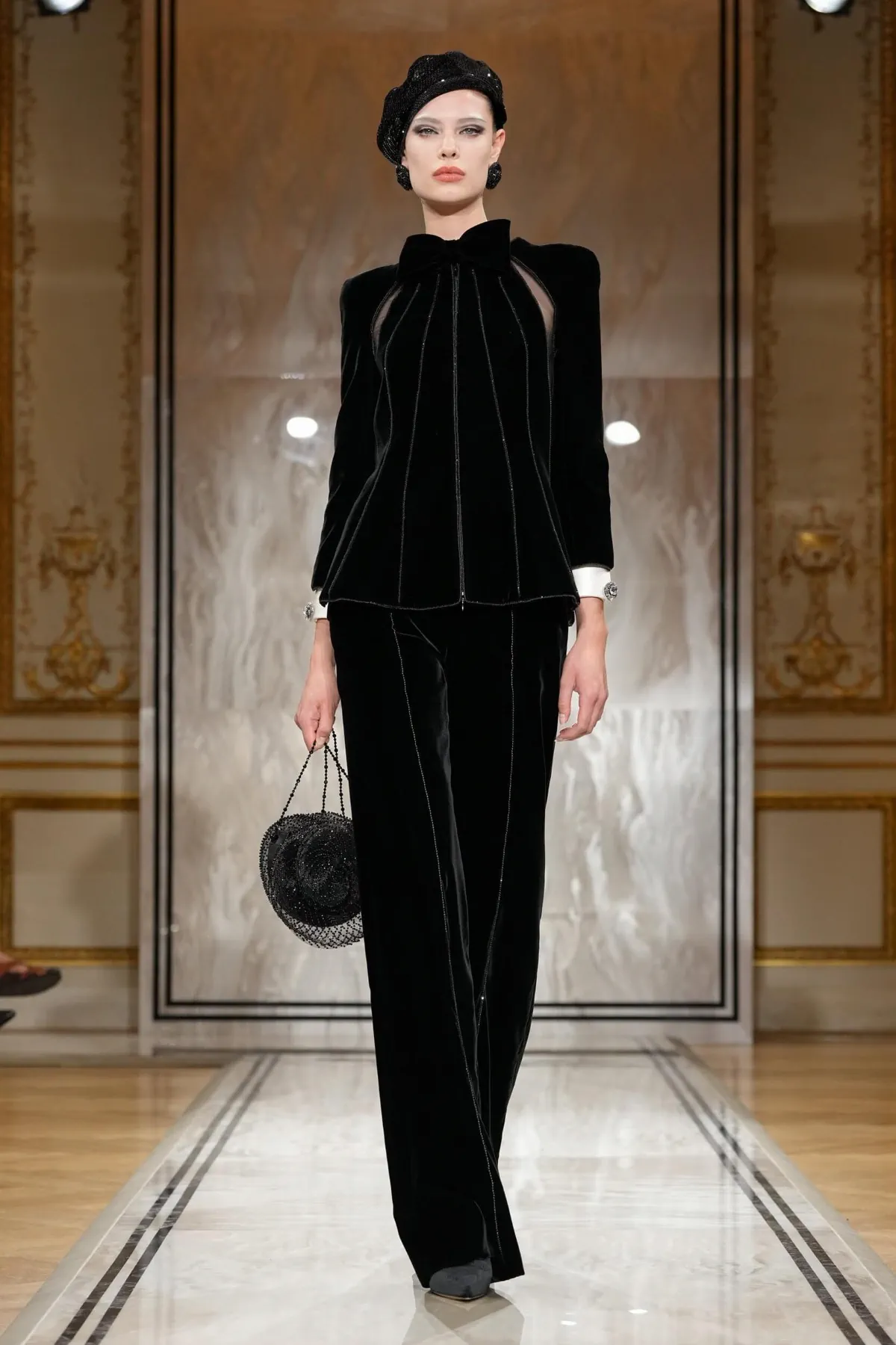 Armani Privé Haute Couture Thu/Đông 2025