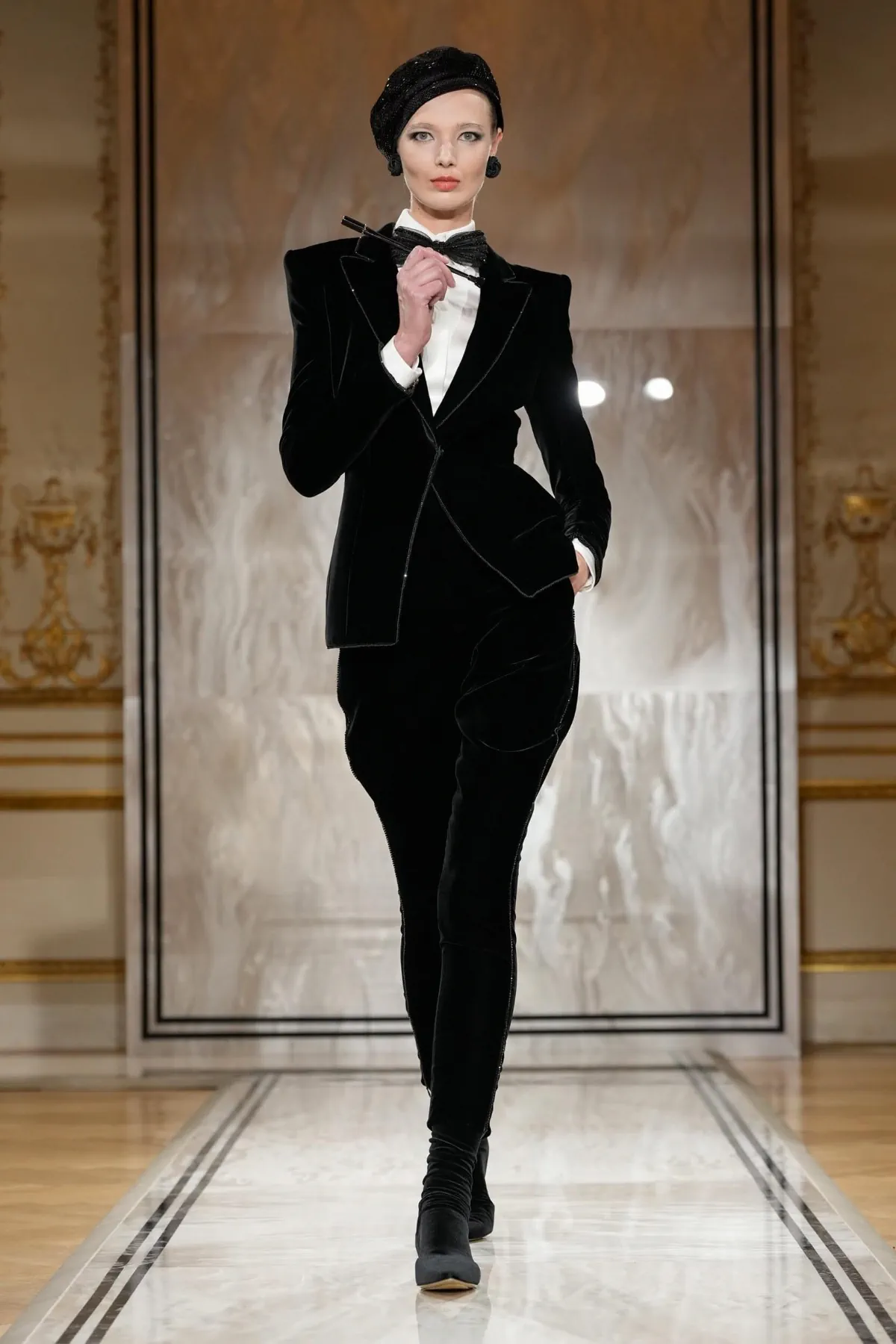 Armani Privé Haute Couture Thu/Đông 2025