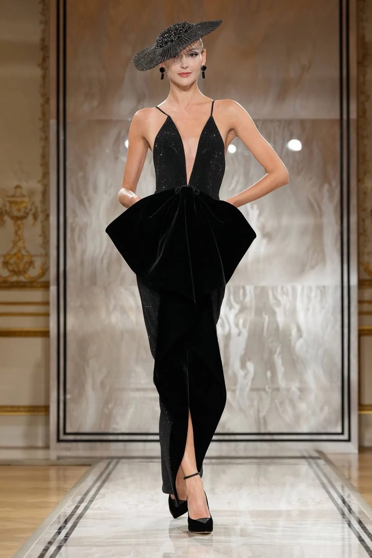 Armani Privé Haute Couture Thu/Đông 2025