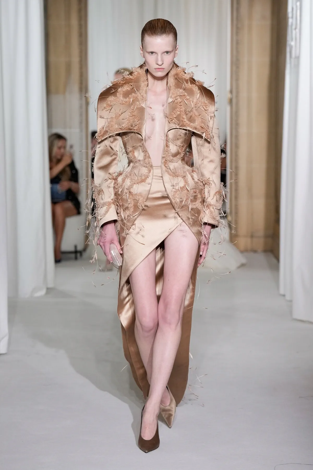 Ashi Studio Haute Couture Thu/Đông 2025