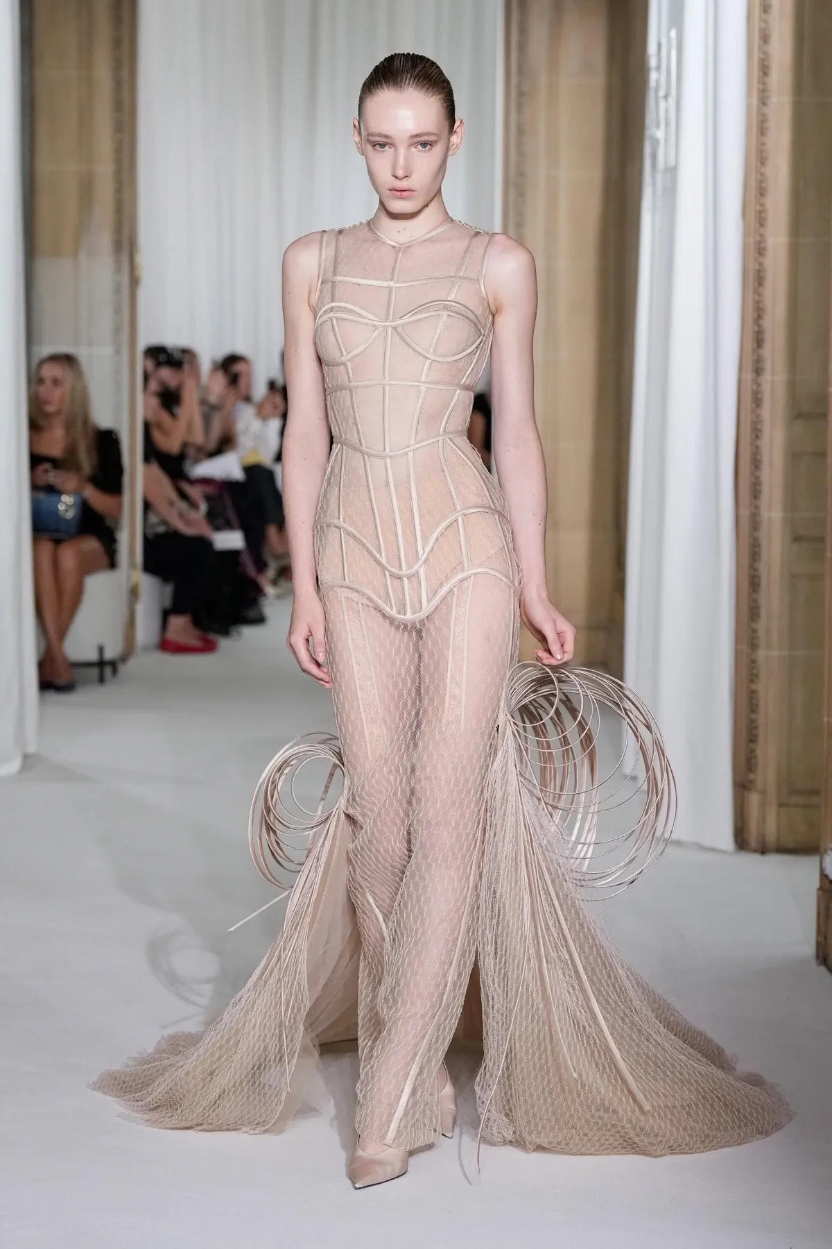 Ashi Studio Haute Couture Thu/Đông 2025