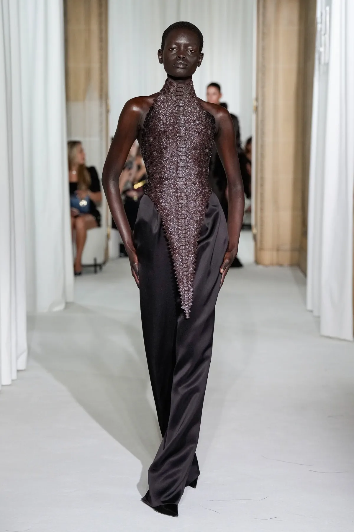 Ashi Studio Haute Couture Thu/Đông 2025