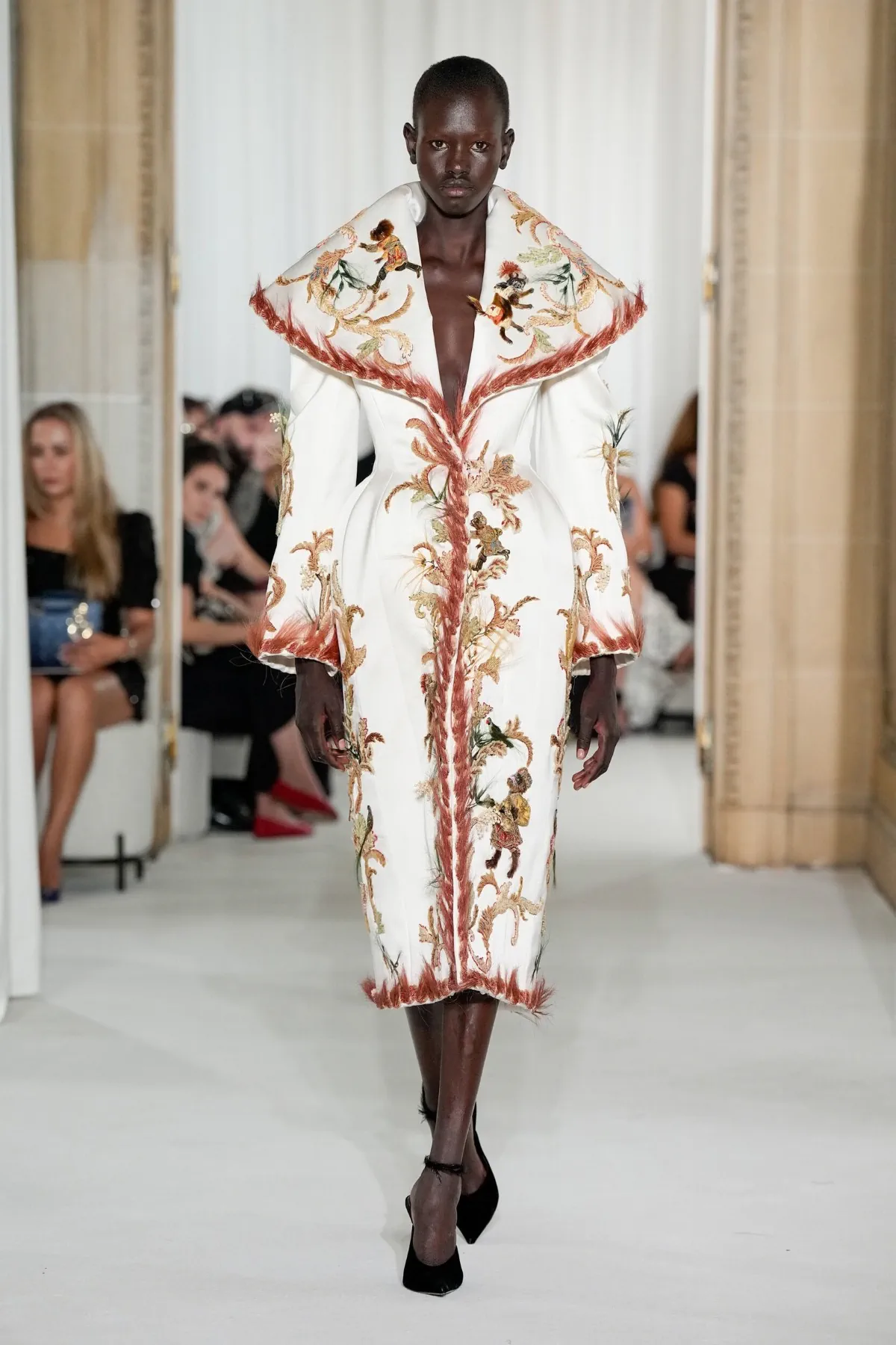 Ashi Studio Haute Couture Thu/Đông 2025