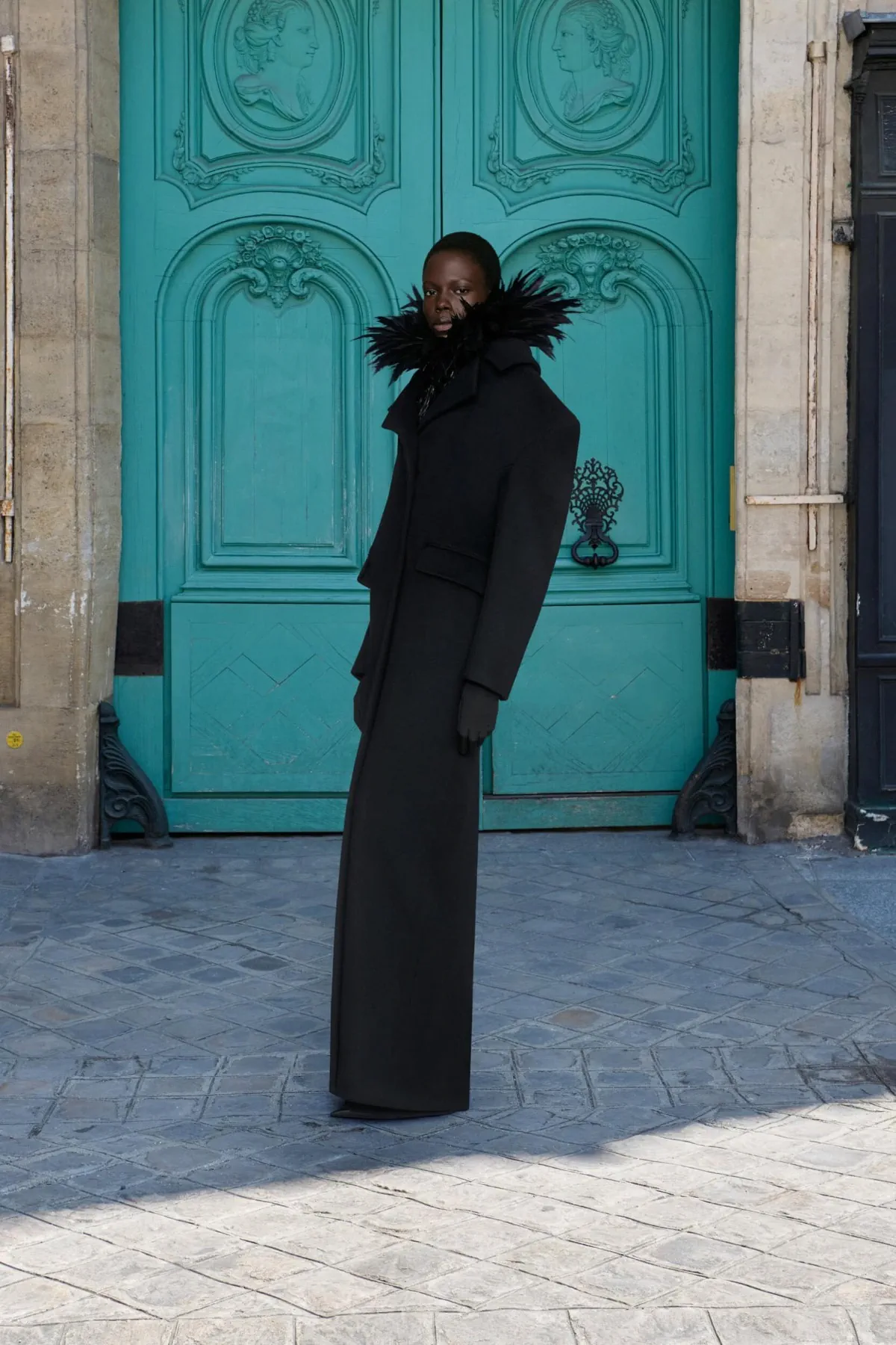Balenciaga Haute Couture Thu/Đông 2025: Dấu chấm hết cho kỷ nguyên của Demna