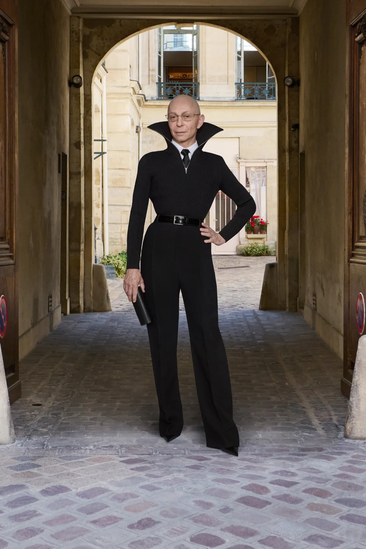 Balenciaga Haute Couture Thu/Đông 2025: Dấu chấm hết cho kỷ nguyên của Demna
