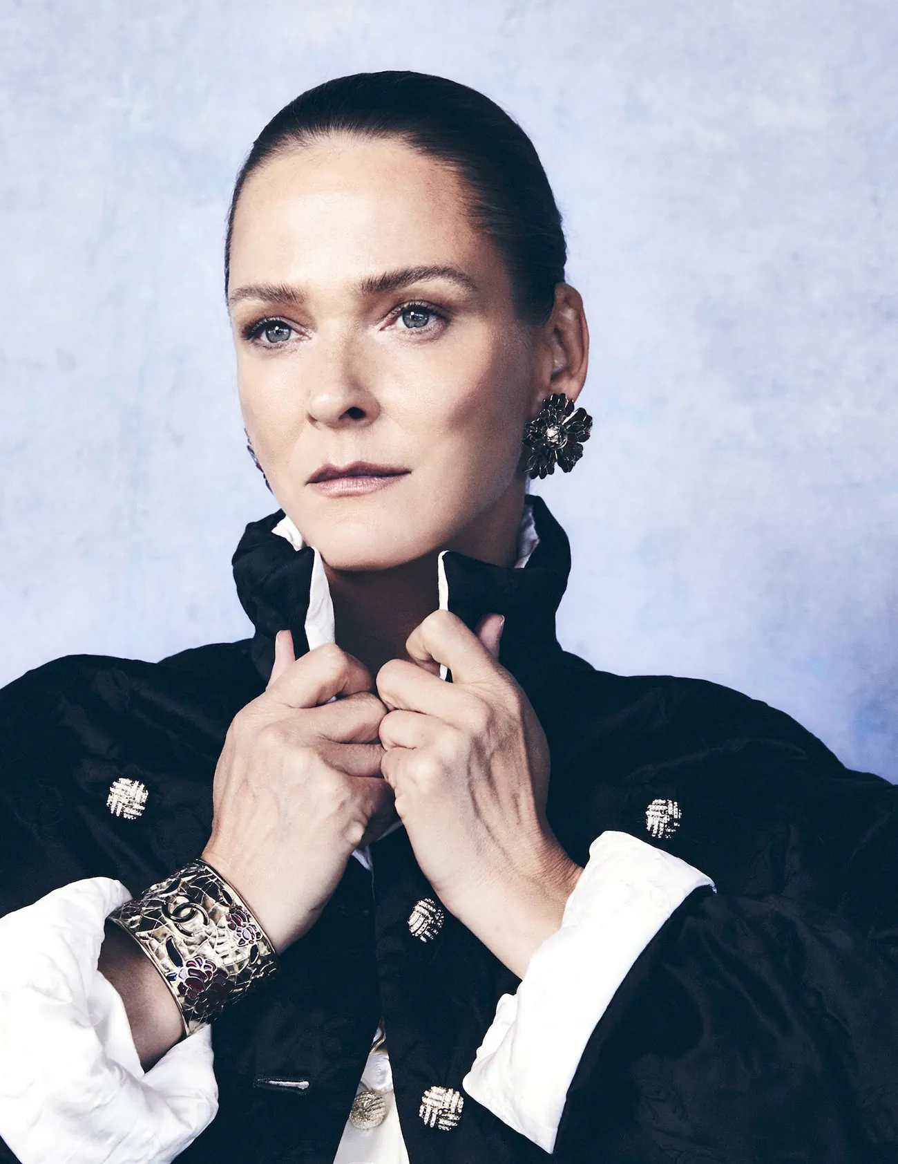 Harper's Bazaar Tây Ban Nha 07-08/2025: Carmen Kass chụp bởi Rocío Ramos Harper's Bazaar Tây Ban Nha 07-08/2025: Carmen Kass chụp bởi Rocío Ramos