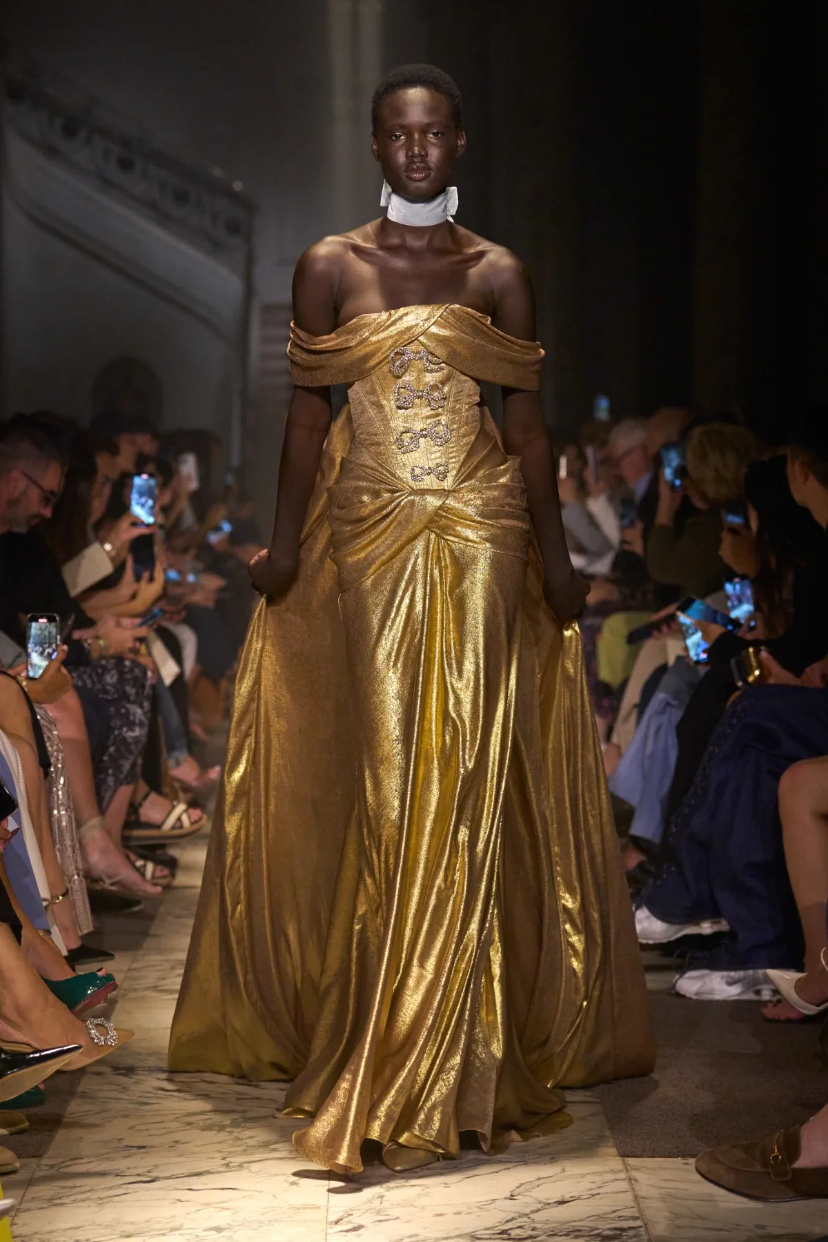 Elie Saab Haute Couture Thu/Đông 2025