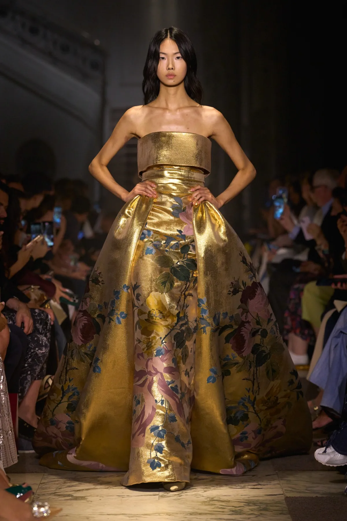Elie Saab Haute Couture Thu/Đông 2025