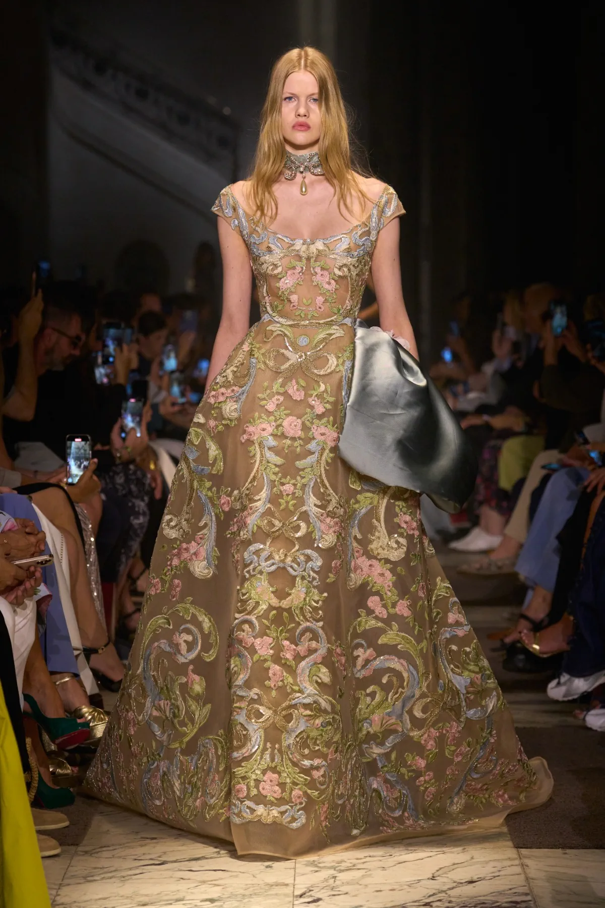 Elie Saab Haute Couture Thu/Đông 2025
