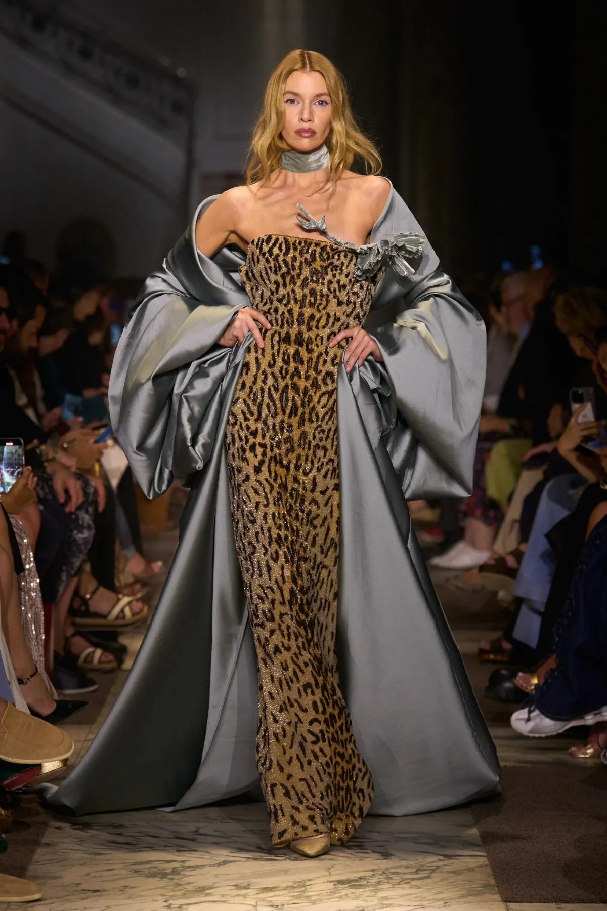 Elie Saab Haute Couture Thu/Đông 2025