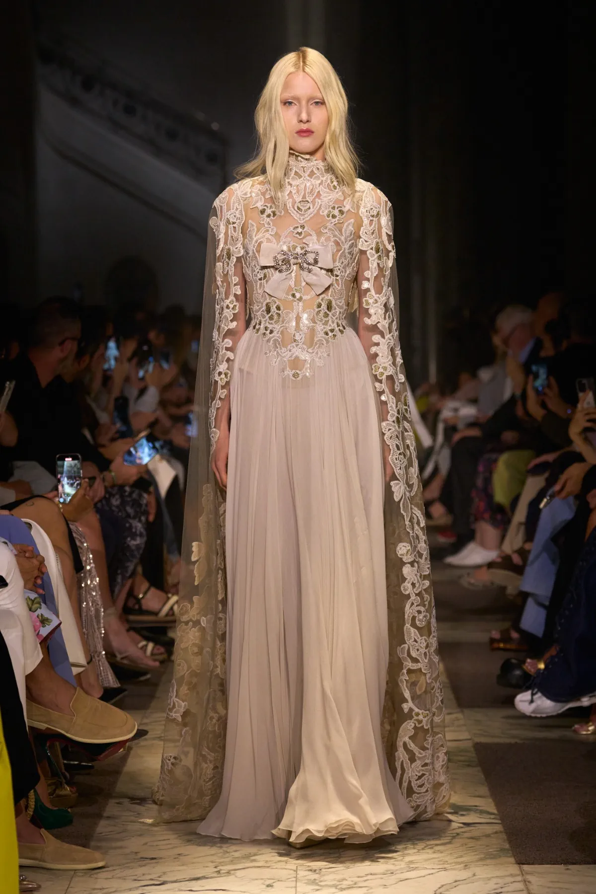 Elie Saab Haute Couture Thu/Đông 2025