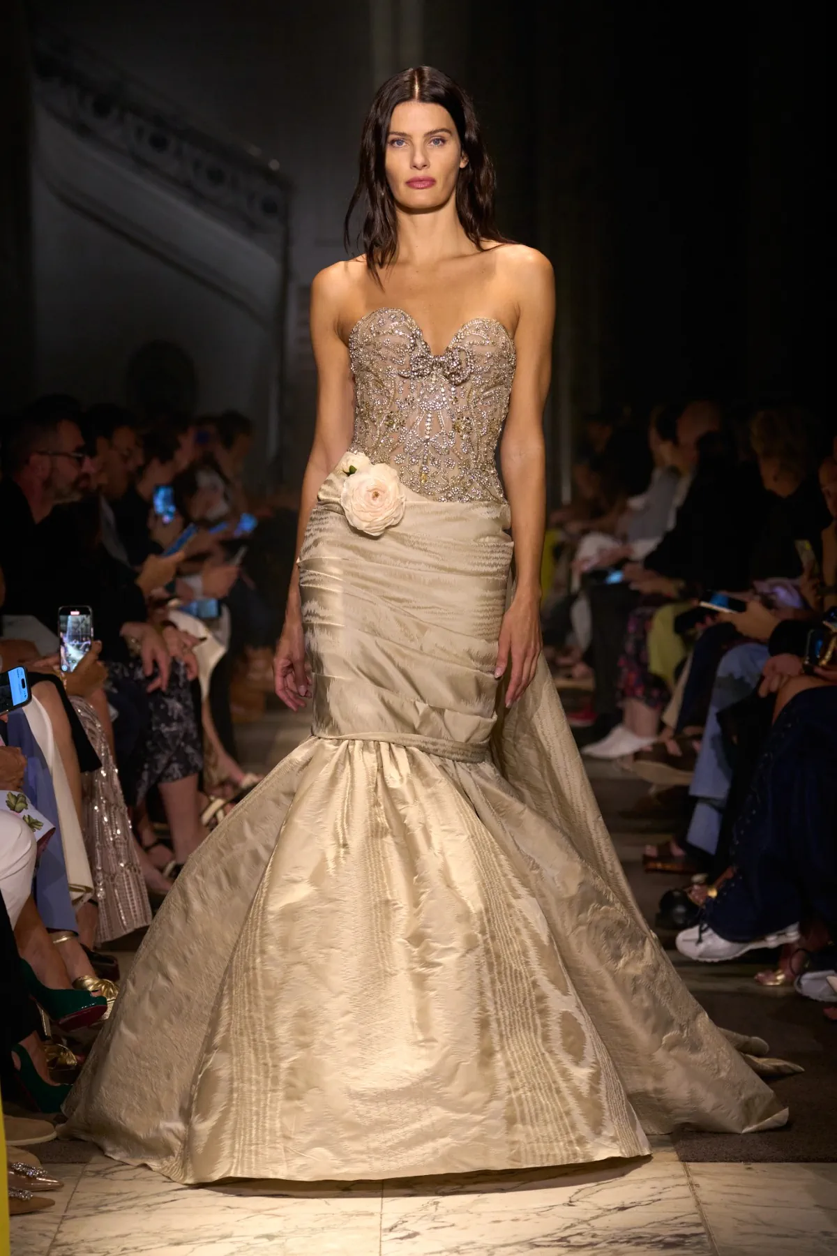 Elie Saab Haute Couture Thu/Đông 2025
