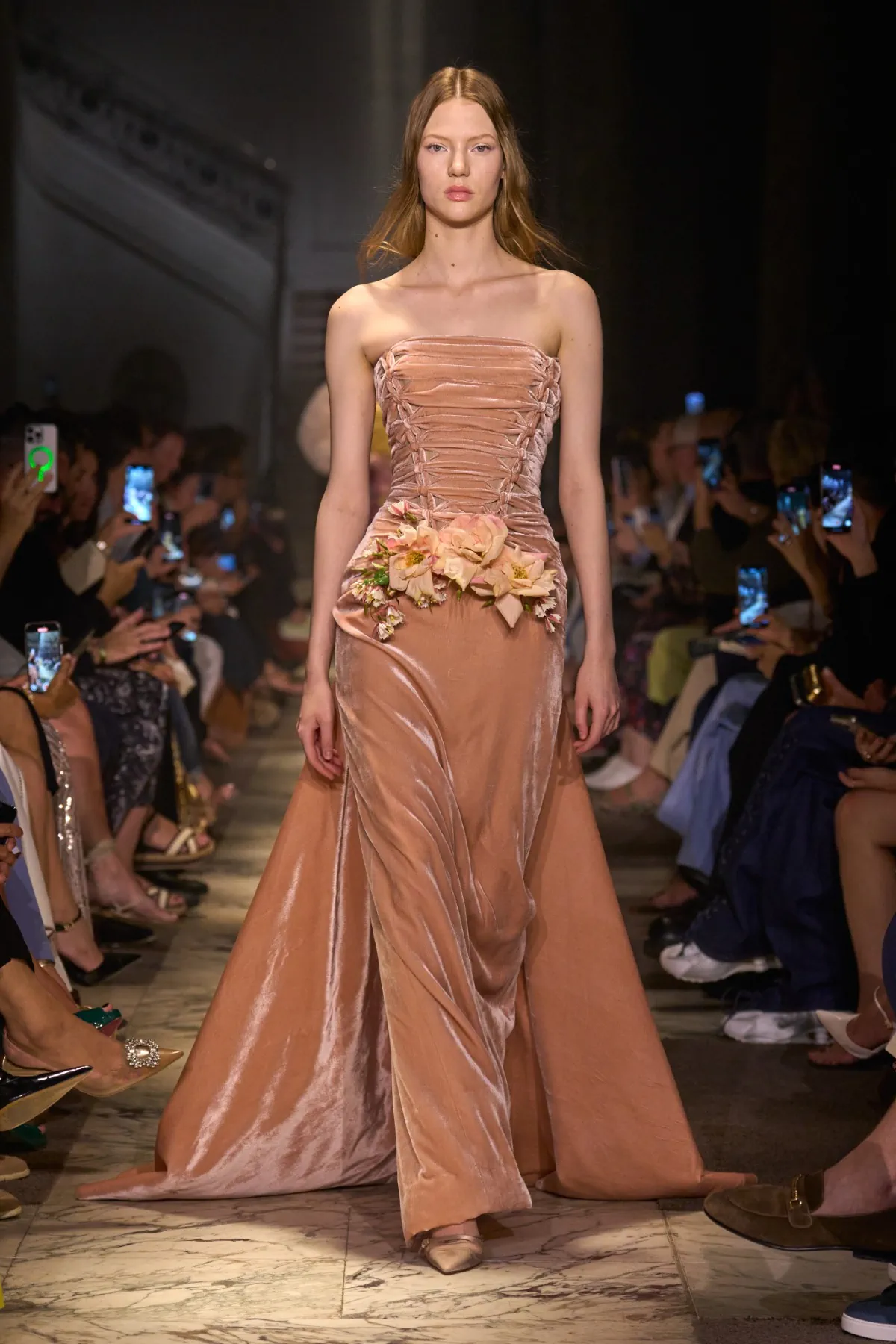 Elie Saab Haute Couture Thu/Đông 2025