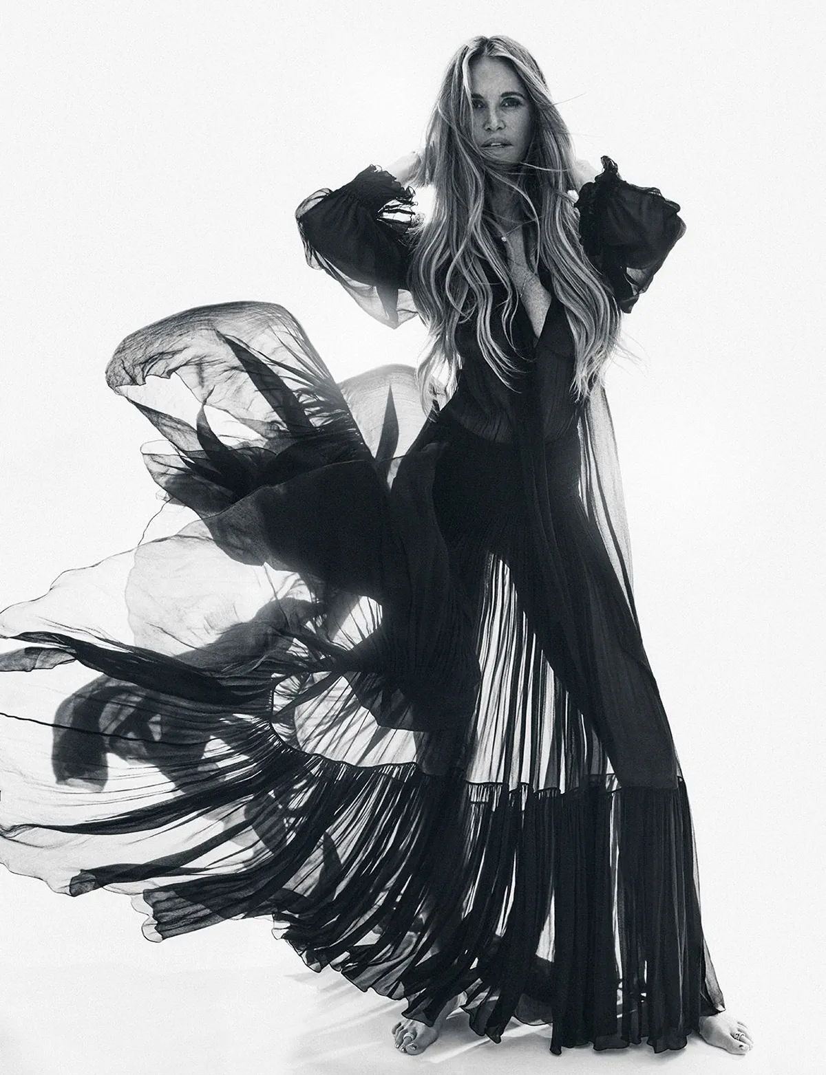 Elle Tây Ban Nha 07/2025: Elle Macpherson chụp bởi Xavi Gordo Elle Tây Ban Nha 07/2025: Elle Macpherson chụp bởi Xavi Gordo