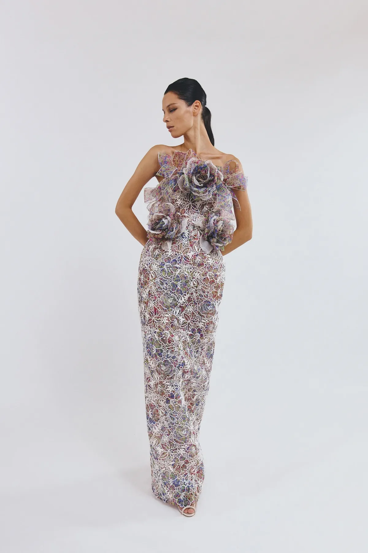 Giambattista Valli Haute Couture Thu/Đông 2025: Những nữ thần trong khu vườn Rococo