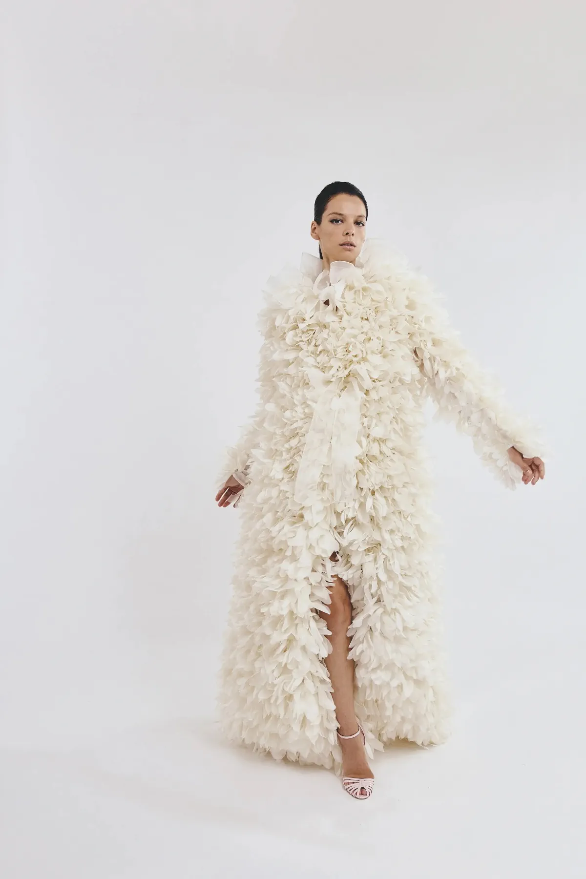 Giambattista Valli Haute Couture Thu/Đông 2025: Những nữ thần trong khu vườn Rococo