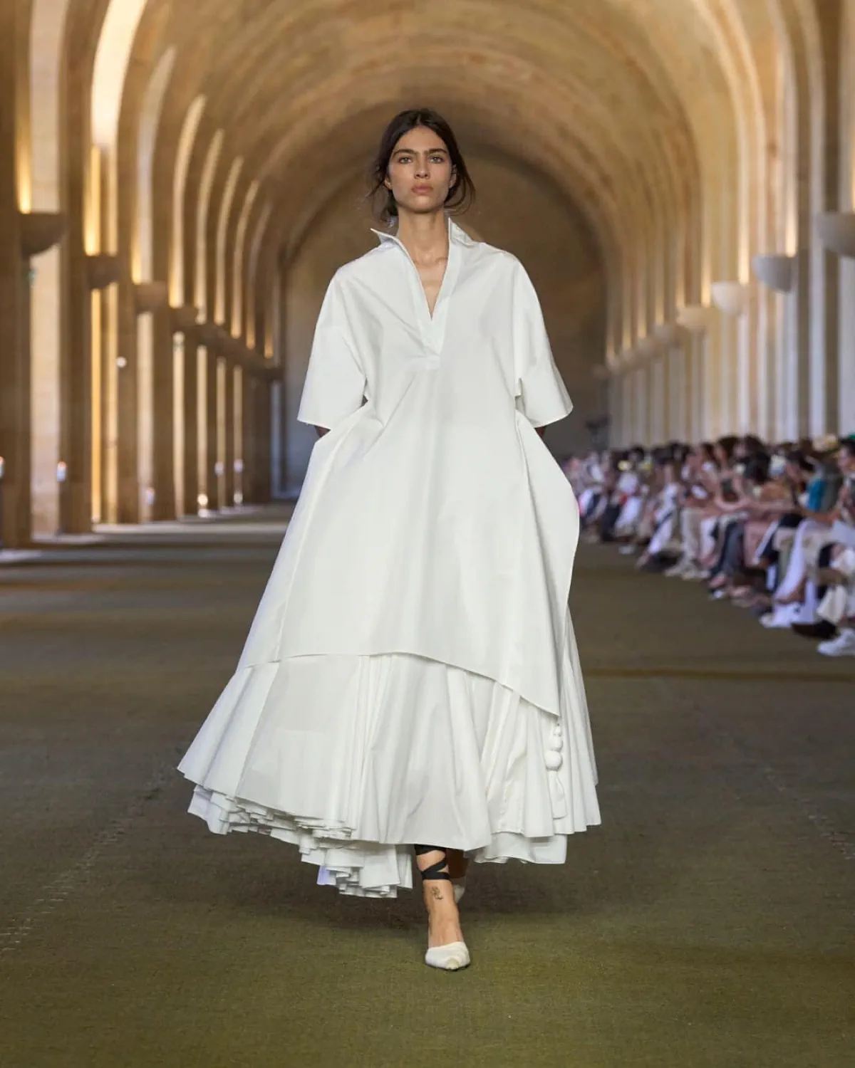 Jacquemus Xuân/Hè 2026 tôn vinh nguồn gốc của nhà thiết kế