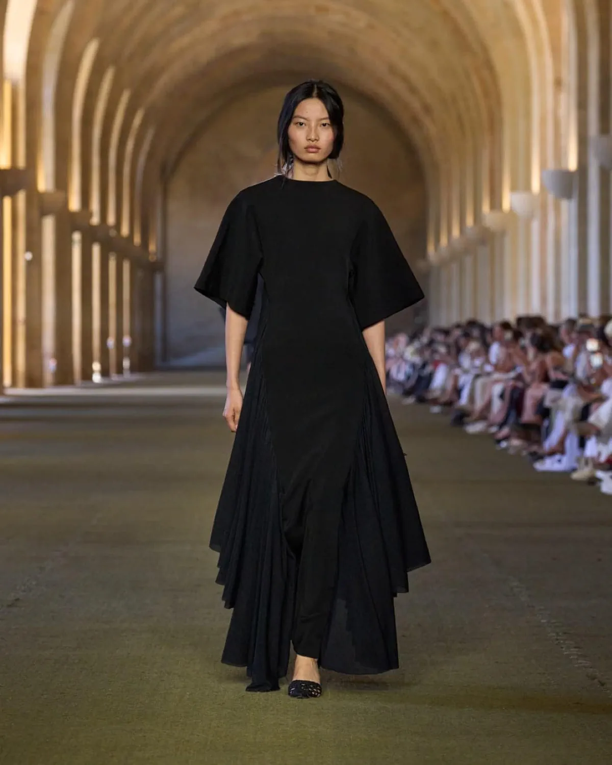 Jacquemus Xuân/Hè 2026 tôn vinh nguồn gốc của nhà thiết kế