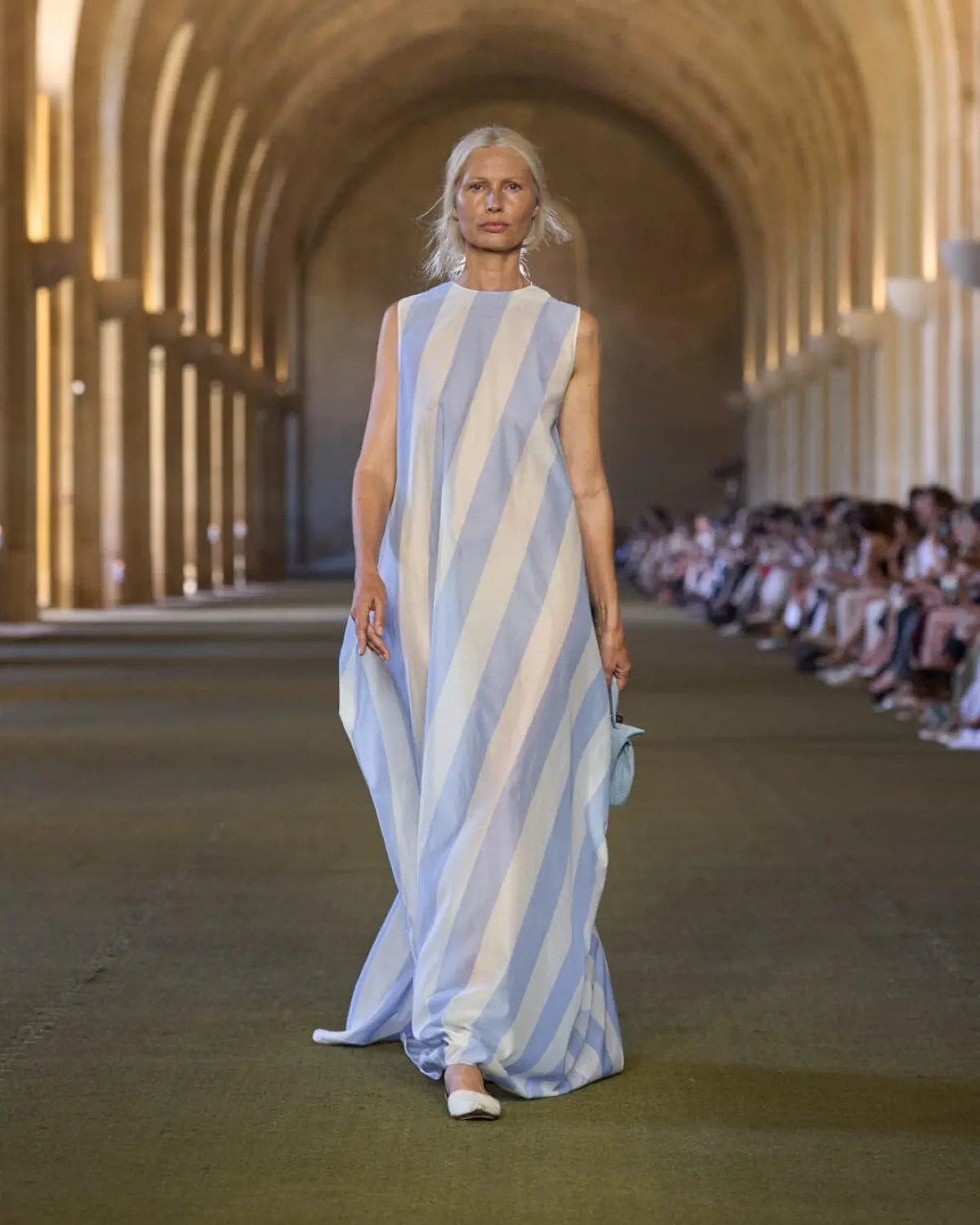 Jacquemus Xuân/Hè 2026 tôn vinh nguồn gốc của nhà thiết kế