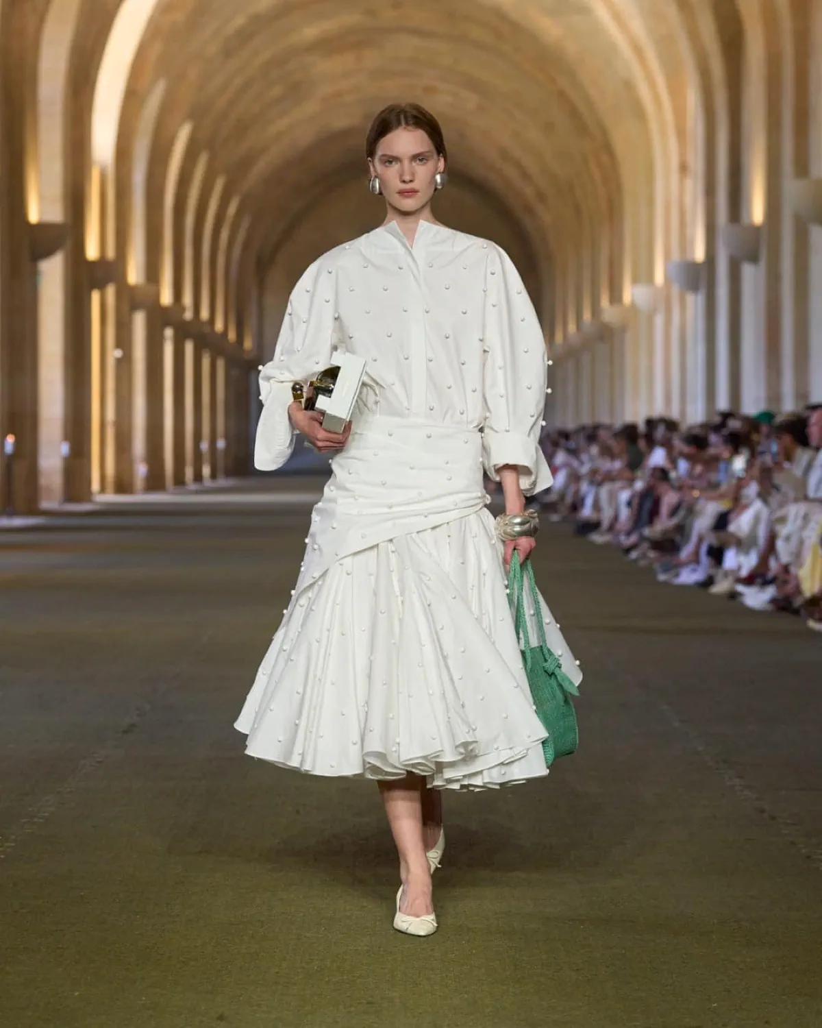 Jacquemus Xuân/Hè 2026 tôn vinh nguồn gốc của nhà thiết kế