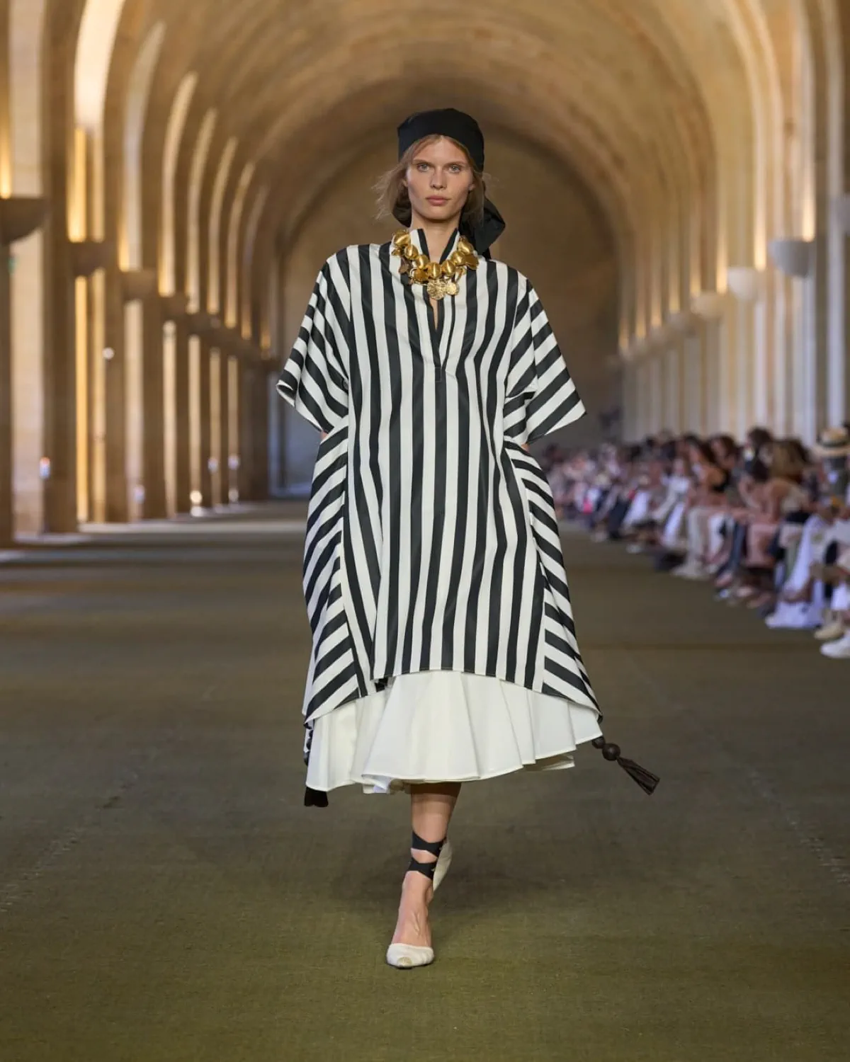 Jacquemus Xuân/Hè 2026 tôn vinh nguồn gốc của nhà thiết kế