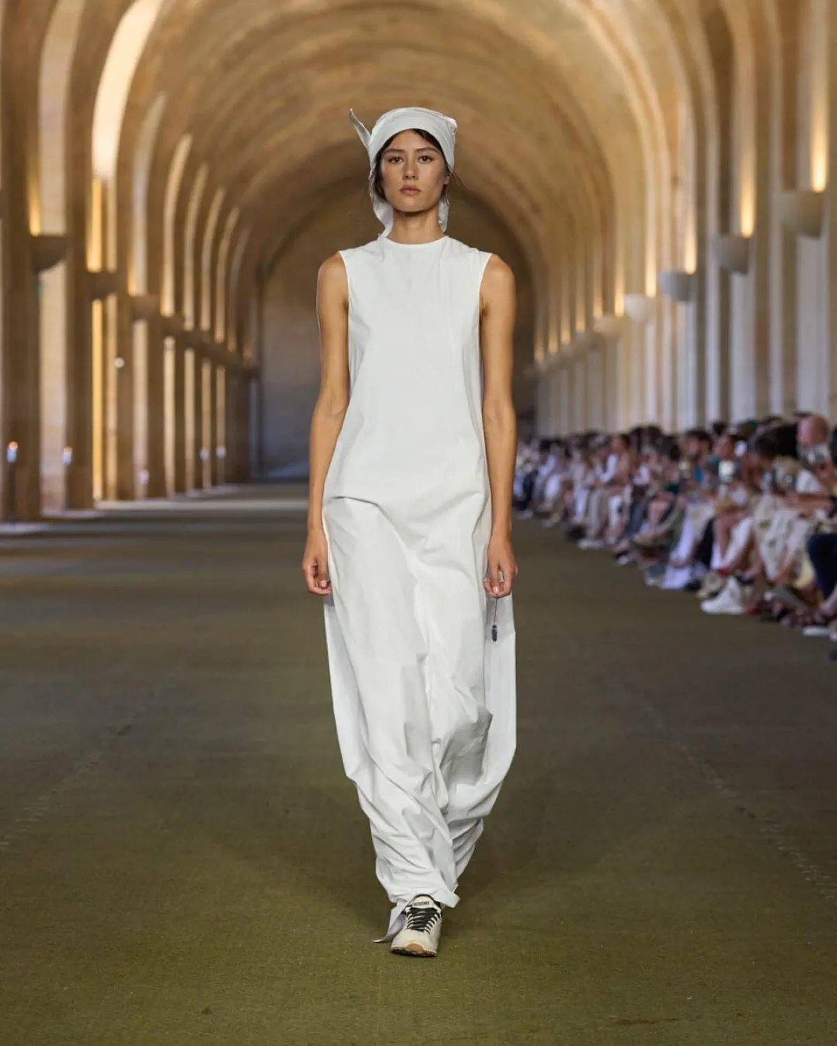 Jacquemus Xuân/Hè 2026 tôn vinh nguồn gốc của nhà thiết kế