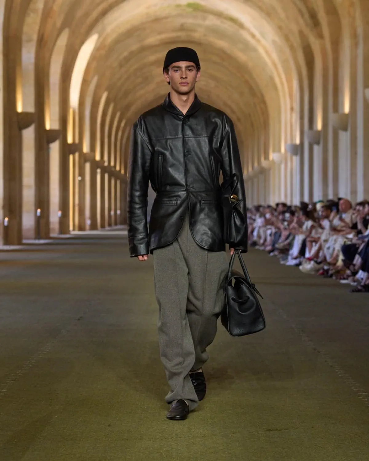 Jacquemus Xuân/Hè 2026 tôn vinh nguồn gốc của nhà thiết kế