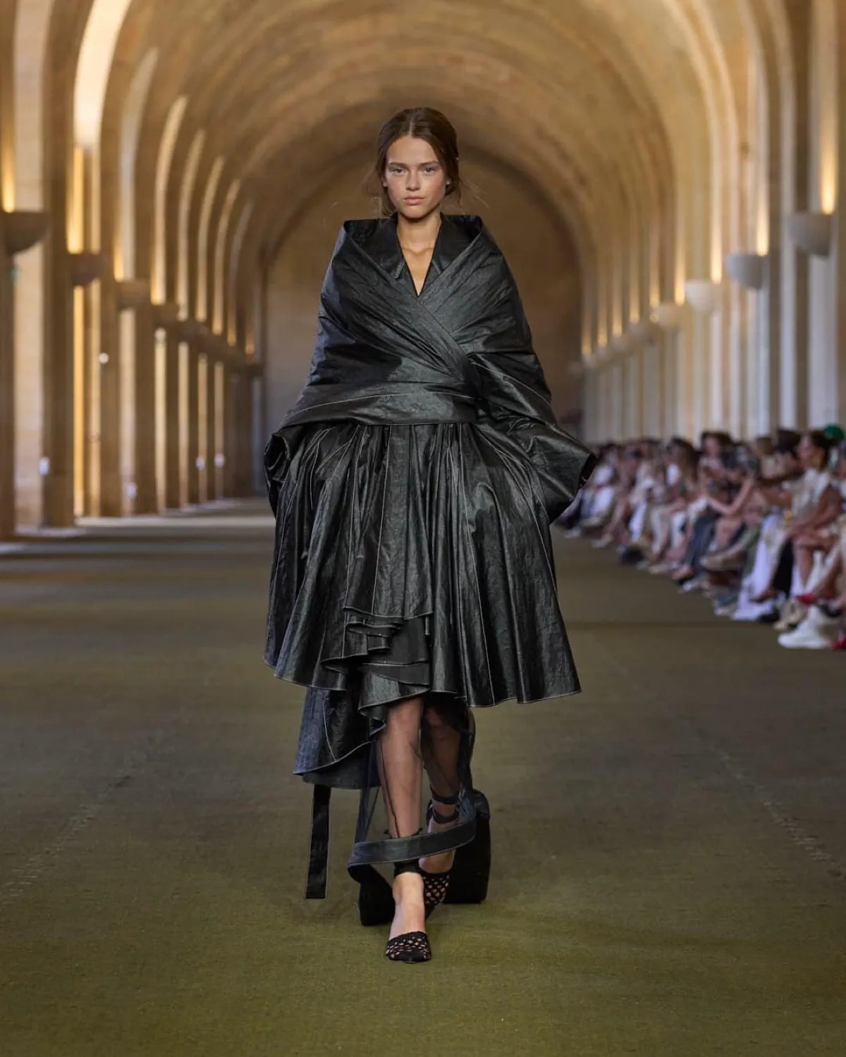 Jacquemus Xuân/Hè 2026 tôn vinh nguồn gốc của nhà thiết kế