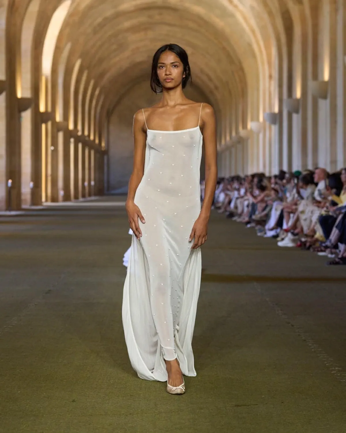 Jacquemus Xuân/Hè 2026 tôn vinh nguồn gốc của nhà thiết kế