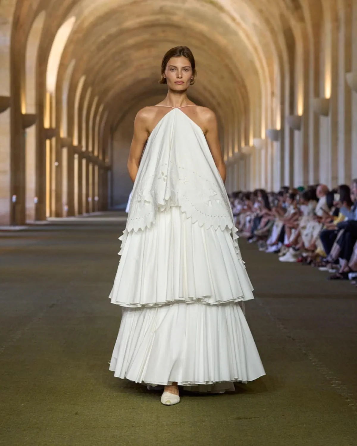 Jacquemus Xuân/Hè 2026 tôn vinh nguồn gốc của nhà thiết kế