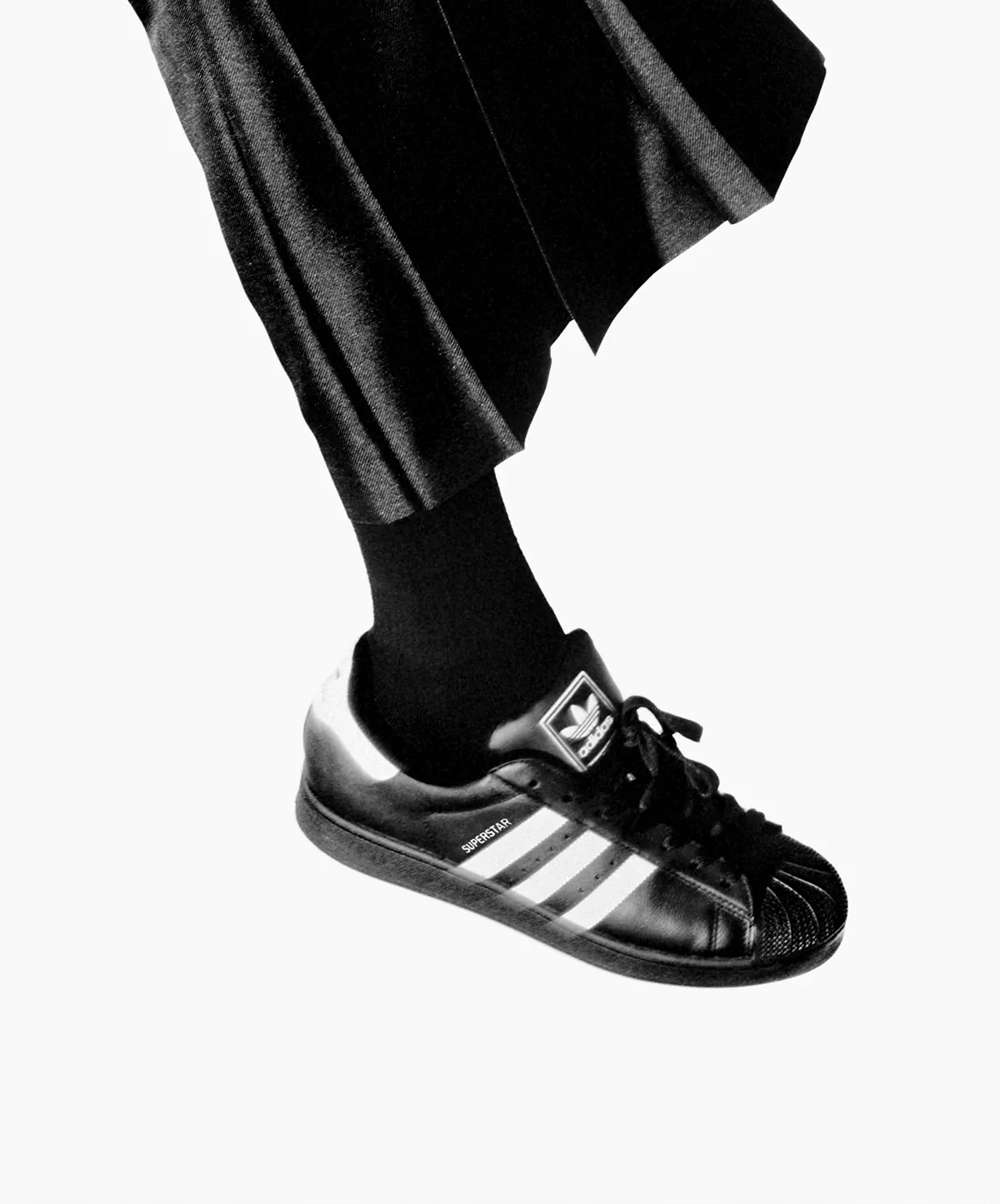 Jennie (Blackpink) cùng dàn sao khuấy động chiến dịch quảng cáo adidas Superstar mới Jennie (Blackpink) cùng dàn sao khuấy động chiến dịch quảng cáo adidas Superstar mới