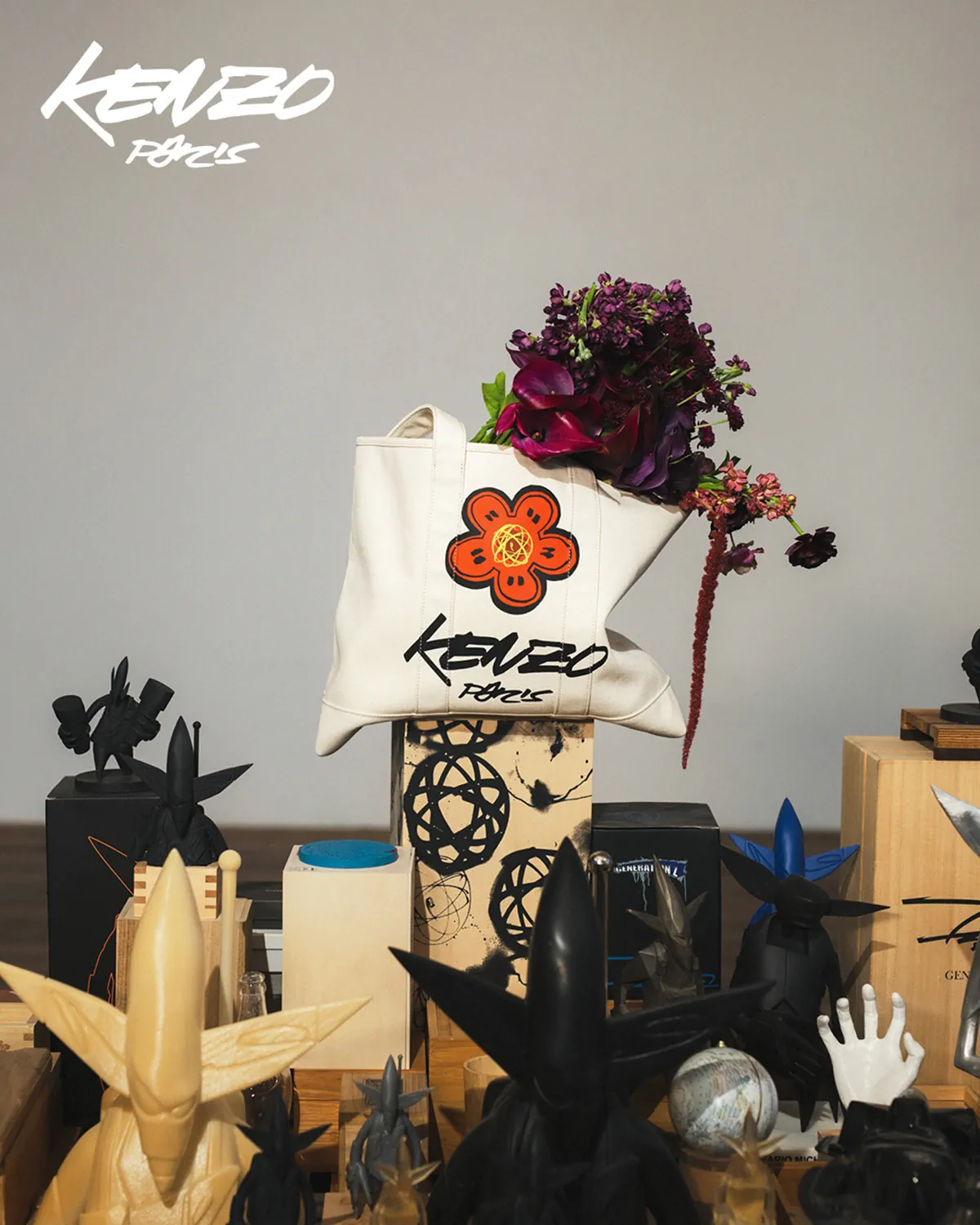 Kenzo và Futura 2000 ra mắt bộ sưu tập hợp tác cho mùa Thu/Đông 2025 Kenzo và Futura 2000 ra mắt bộ sưu tập hợp tác cho mùa Thu/Đông 2025