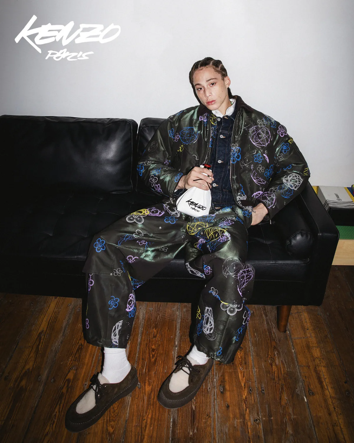 Kenzo và Futura 2000 ra mắt bộ sưu tập hợp tác cho mùa Thu/Đông 2025 Kenzo và Futura 2000 ra mắt bộ sưu tập hợp tác cho mùa Thu/Đông 2025