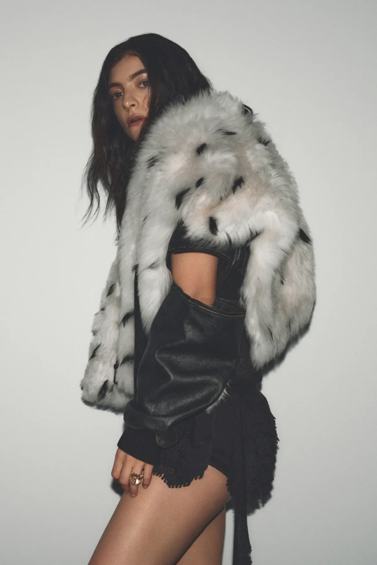Vogue Australia 07/2025: Lorde chụp bởi Daniel Jackson