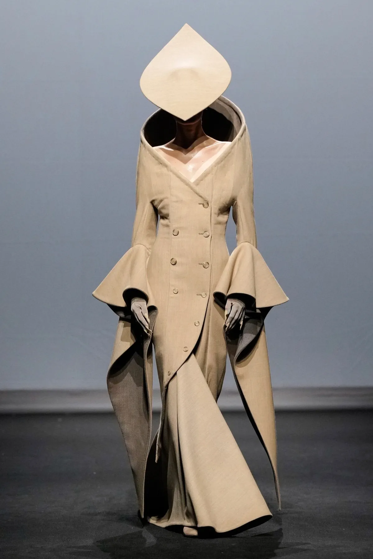 Robert Wun Haute Couture Thu/Đông 2025