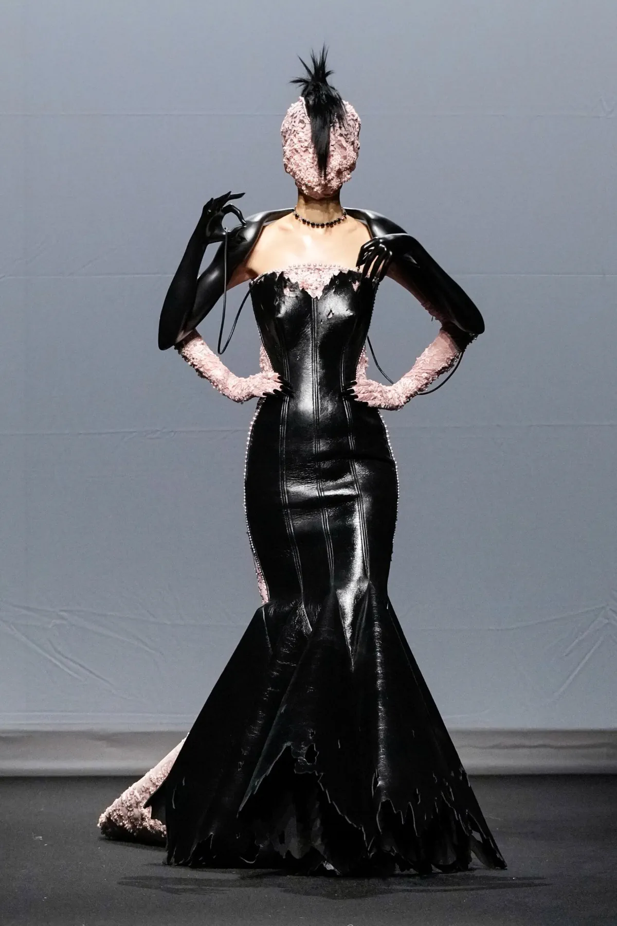 Robert Wun Haute Couture Thu/Đông 2025