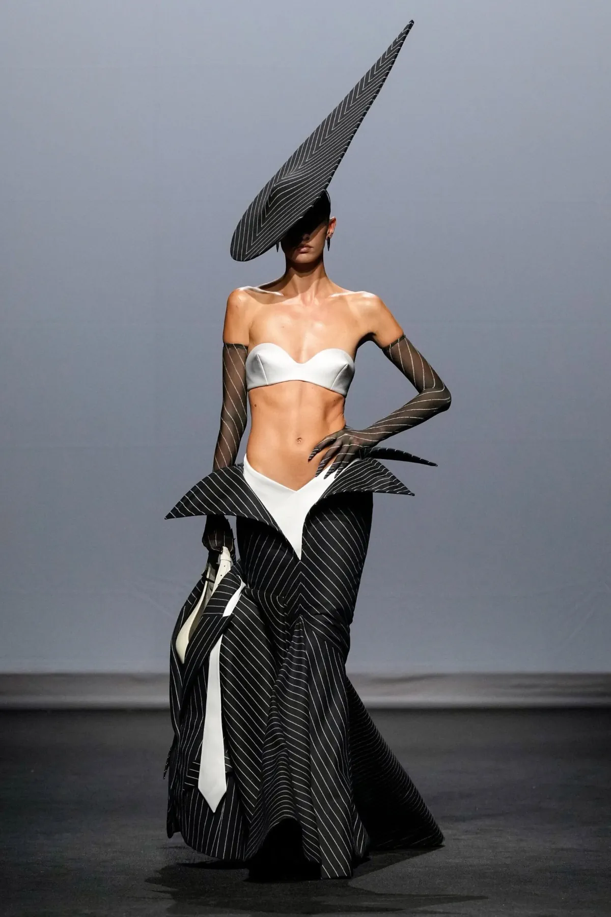 Robert Wun Haute Couture Thu/Đông 2025