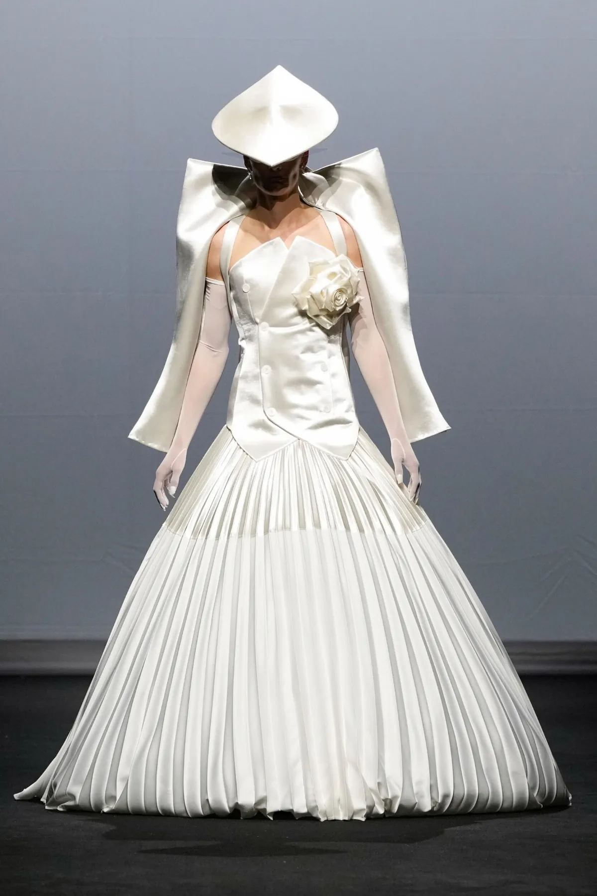 Robert Wun Haute Couture Thu/Đông 2025