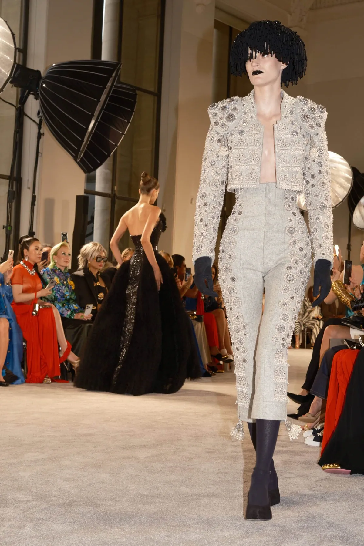 Schiaparelli Haute Couture Thu/Đông 2025