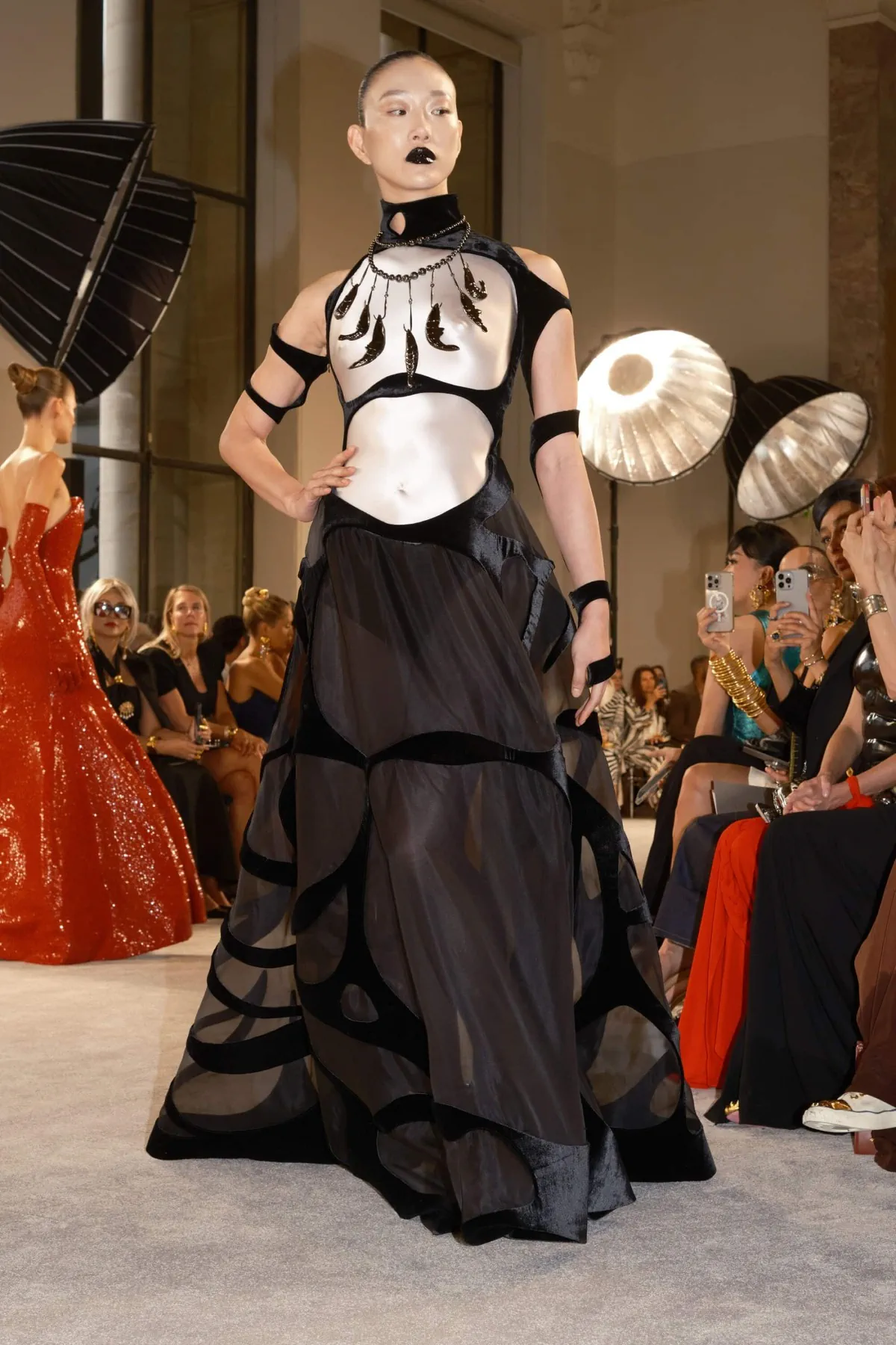 Schiaparelli Haute Couture Thu/Đông 2025