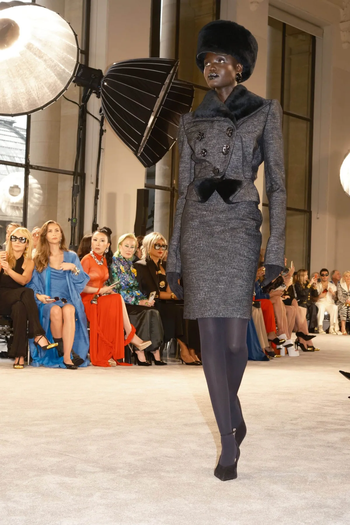 Schiaparelli Haute Couture Thu/Đông 2025