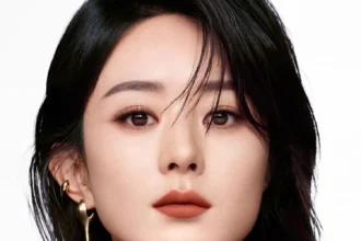 Triệu Lệ Dĩnh trở thành đại sứ thương hiệu toàn cầu của Givenchy Beauty