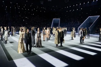 Tuần lễ thời trang Paris Xuân/Hè 2026 bùng nổ các màn ra mắt