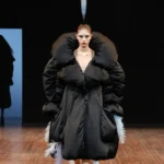 Viktor & Rolf Haute Couture Thu/Đông 2025: “Những chú chim giận dữ” lột xác trên sàn diễn