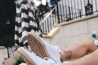 adidas Originals và Trần Quán Hy trình làng đôi giày CLOT Stan Smith Espadrille