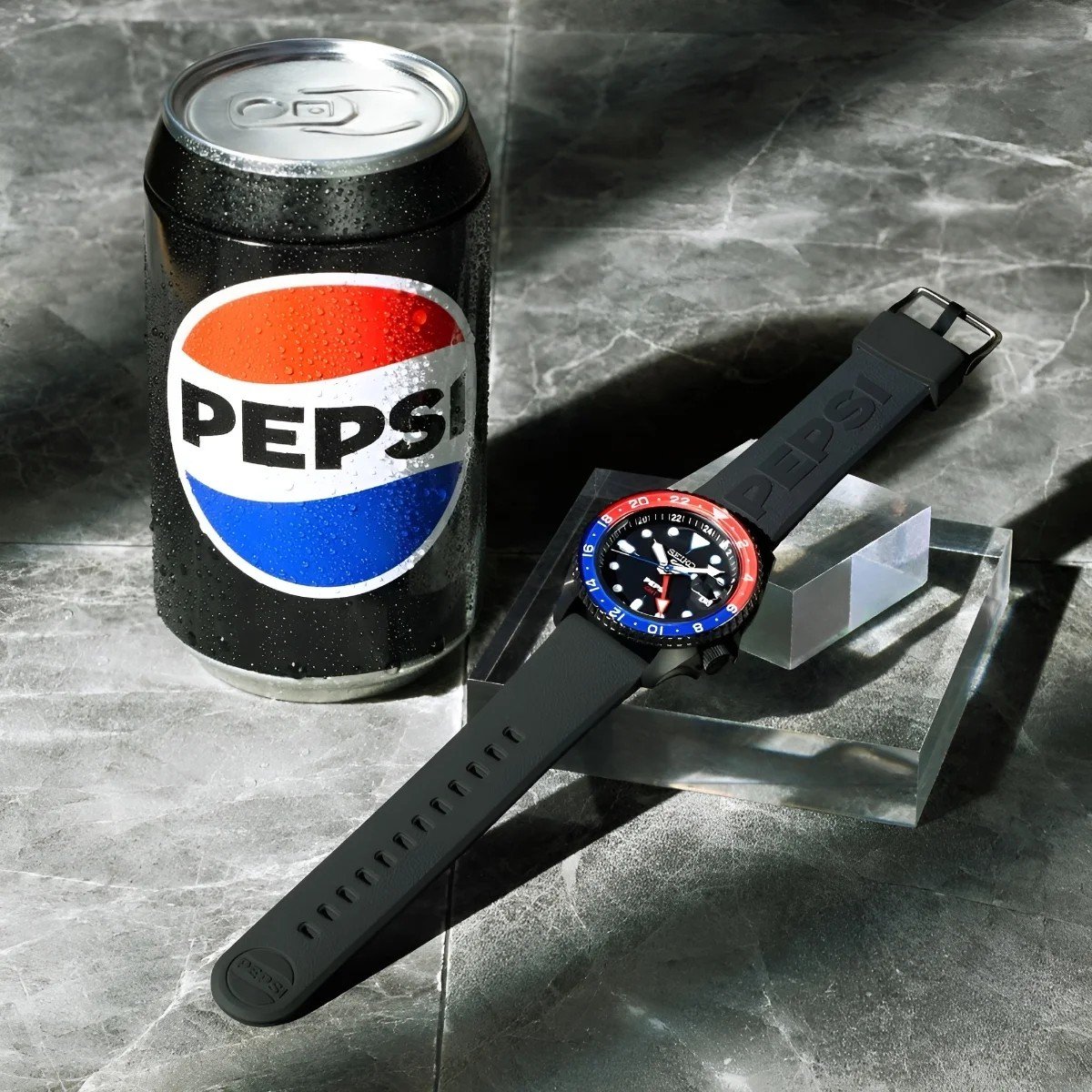 Đồng hồ Seiko 5 Sports x Pepsi định nghĩa lại một biểu tượng